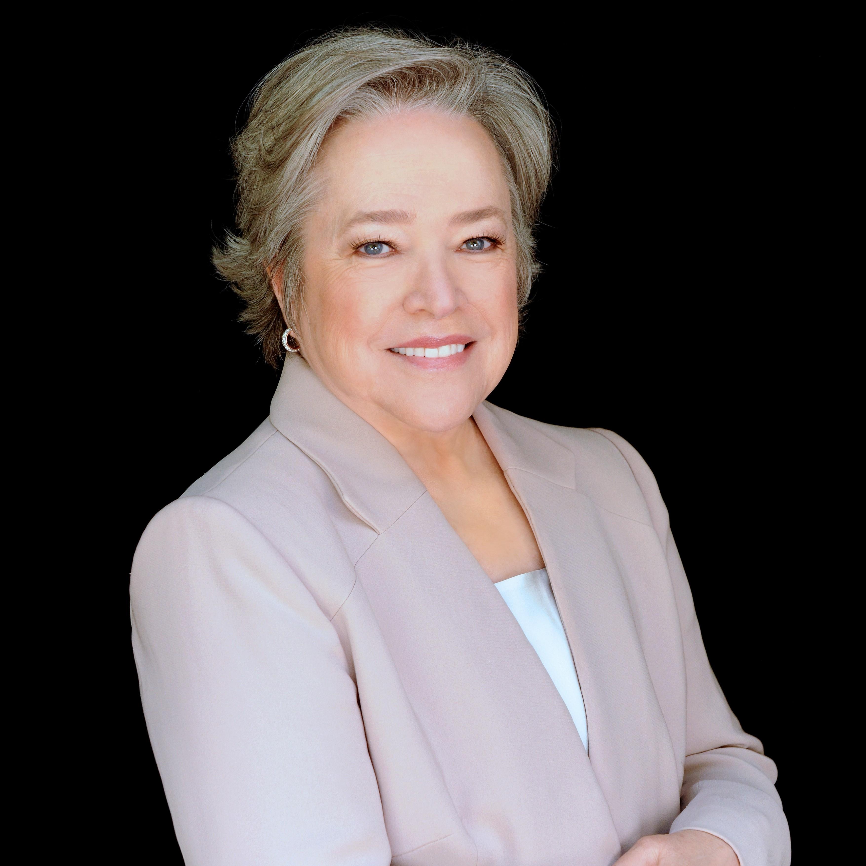 How Kathy Bates Unique Perspective Enhances Matlocks Timeless Appeal